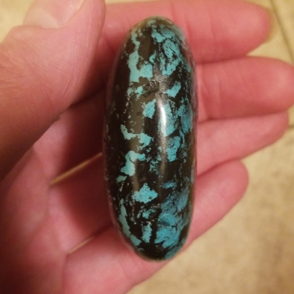 Huge Turquoise Natural Spiderweb Pendant - Picture 6 of 8
